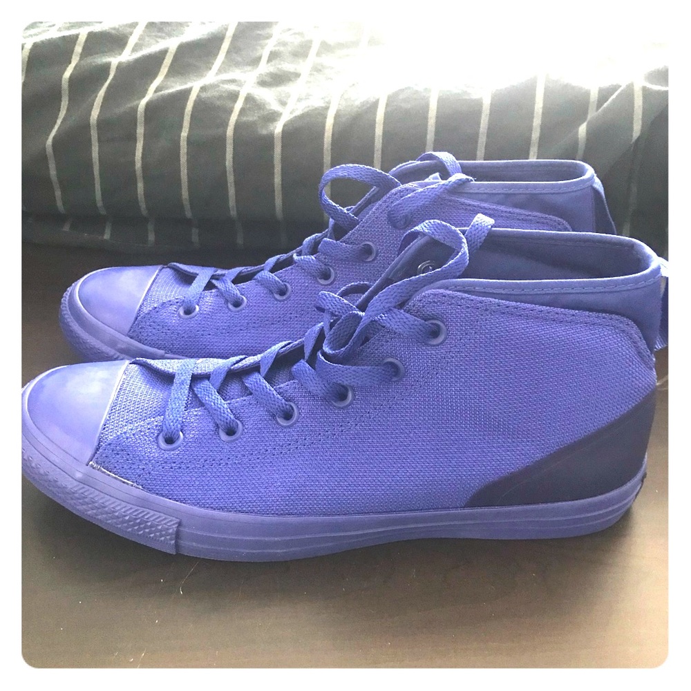 Converse Syde Street Shoes New in box